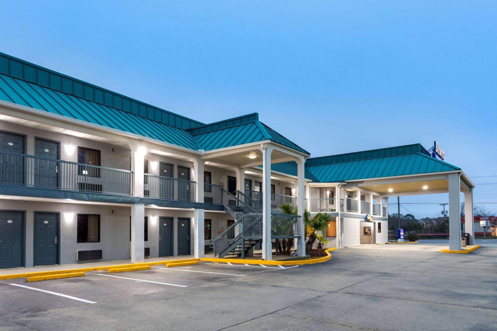  Baymont by Wyndham Biloxi Ocean Springs